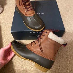 Tommy Hilfiger rain/snow boots